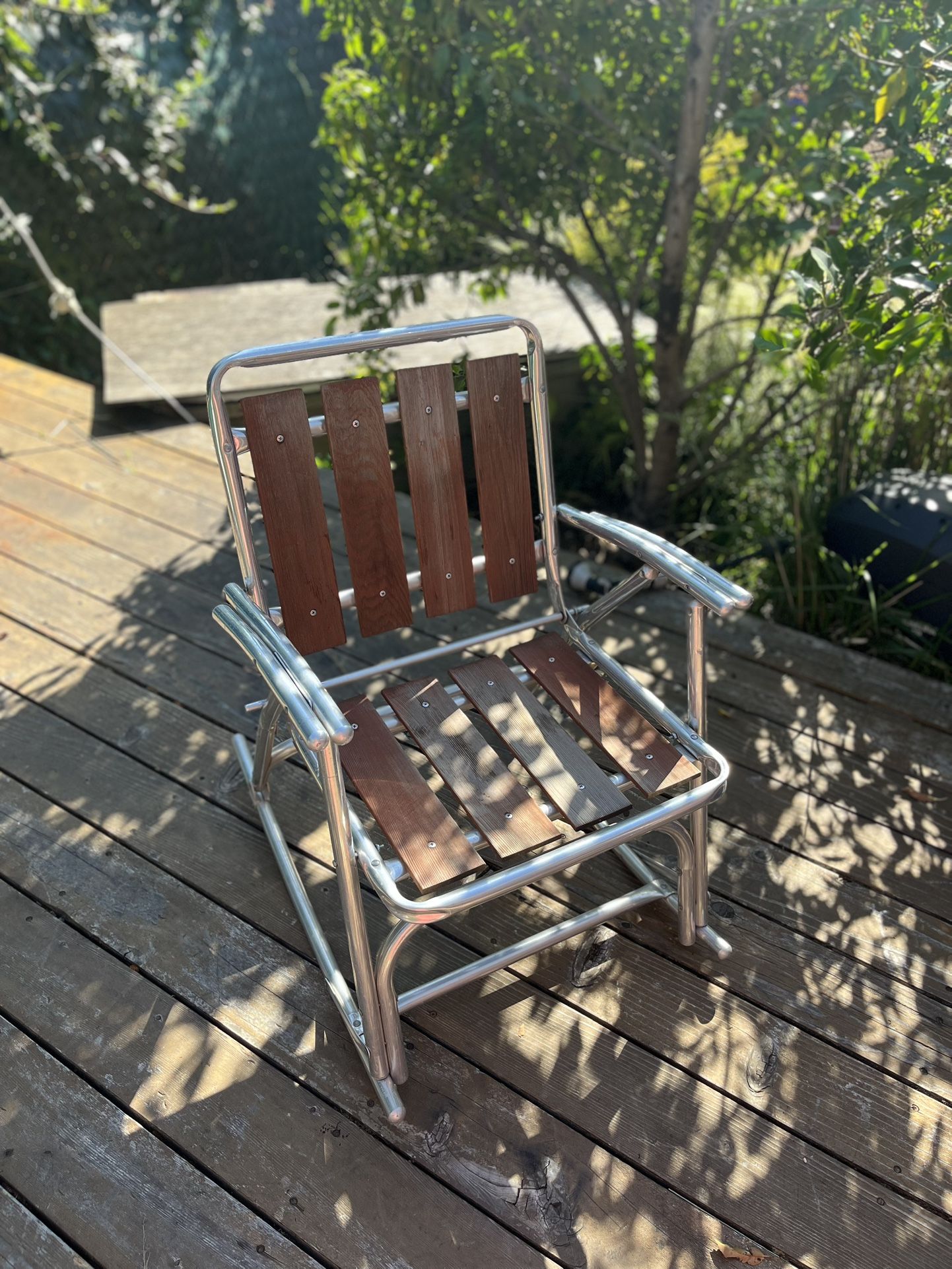 4 Vintage Aluminum Folding Chairs