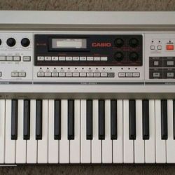 Casio CT7000 Musical Keyboard