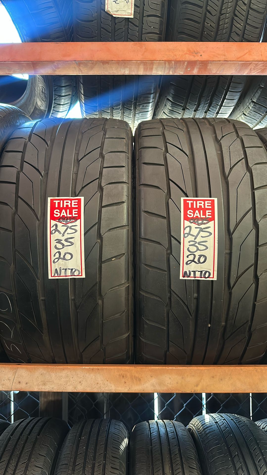 275/35/20 Nitto NT555 G2