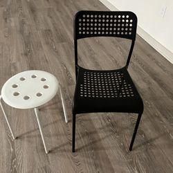 Two Chairs $5