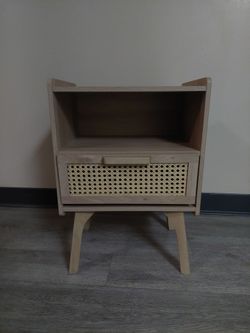 Night stand