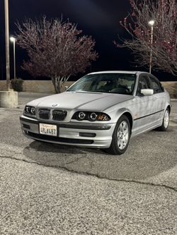 2001 BMW 325i