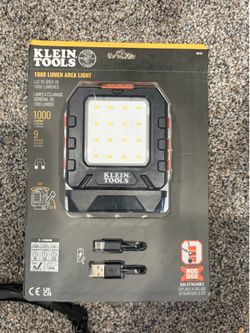 Klein pouch and 1000 lumen area light