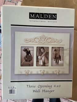 3 Picture Wall Hook Decor