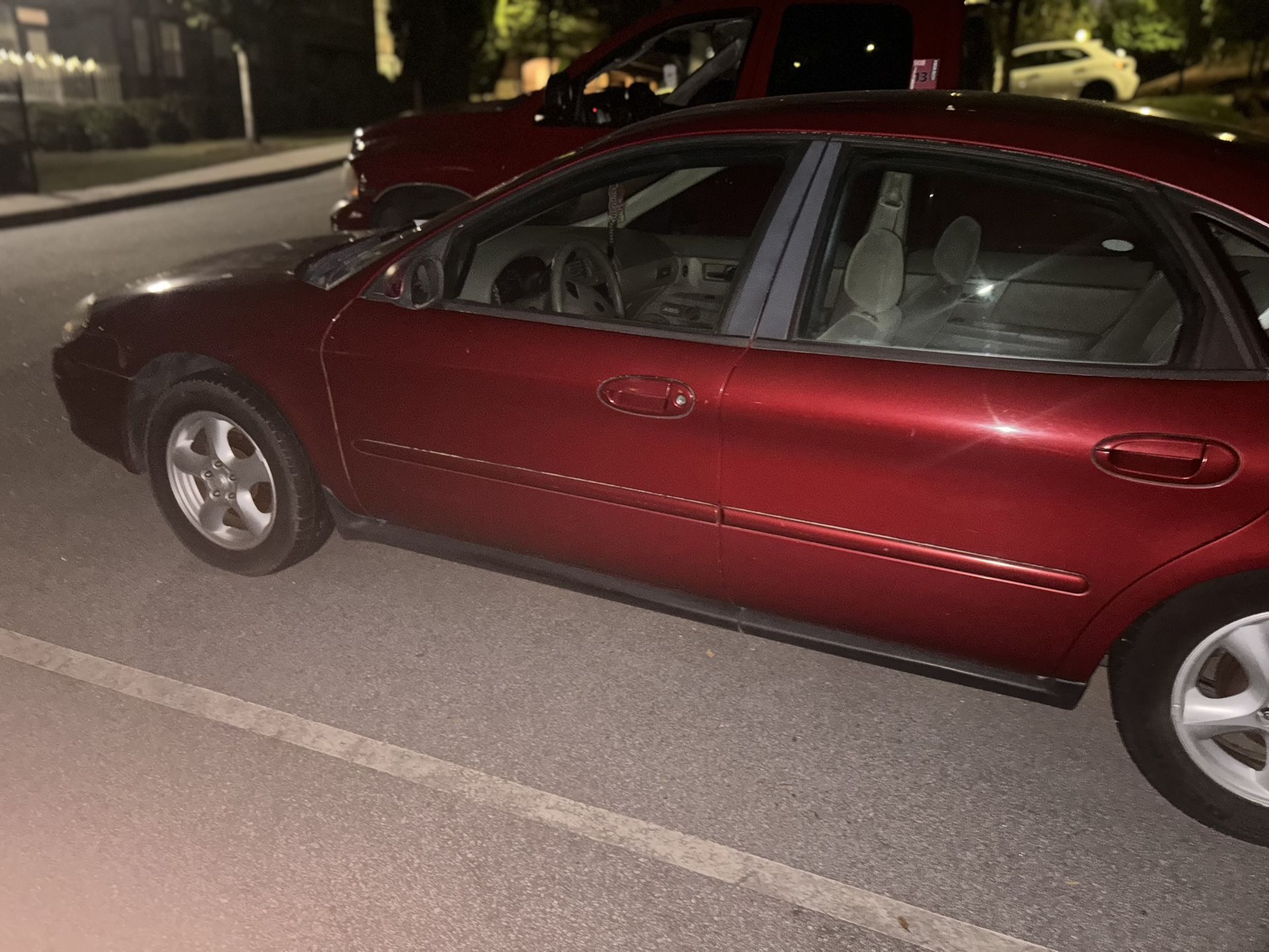 2003 Ford Taurus