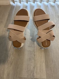 Madden Girl Ladies Sandals! Size 7.5