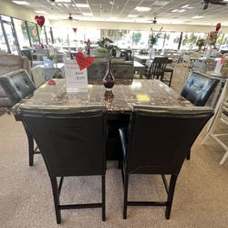 7 Pc Dining Table🎊🎊🎊