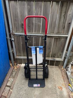 Milwaukee 800 lbs. Capacity 2-in-1 Convertible Hand Truck