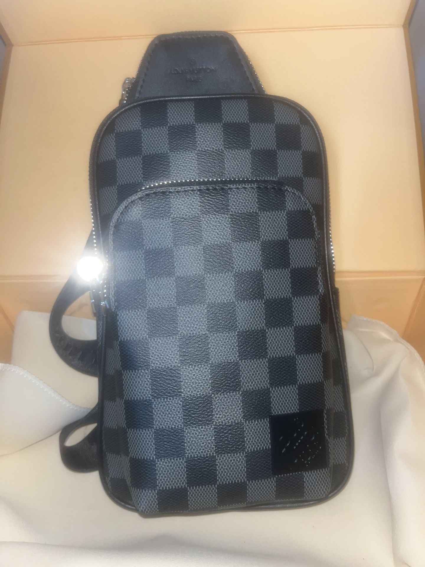 Men’s Exclusive Luxury Avenue Sling bag