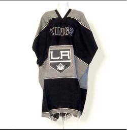 Kings poncho