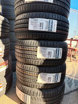 235/40/18 KUMYO majesty9 BRAND NEW TIRES