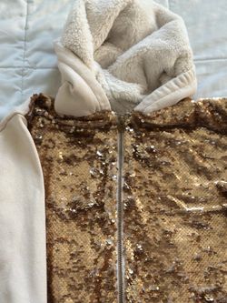 Girl sequence sweater