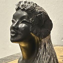 Rare Vintage Kapiolani Black Coral Frank Schirman Small Hawaiian Bust Sculpture