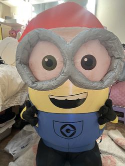Christmas Minion Inflatable