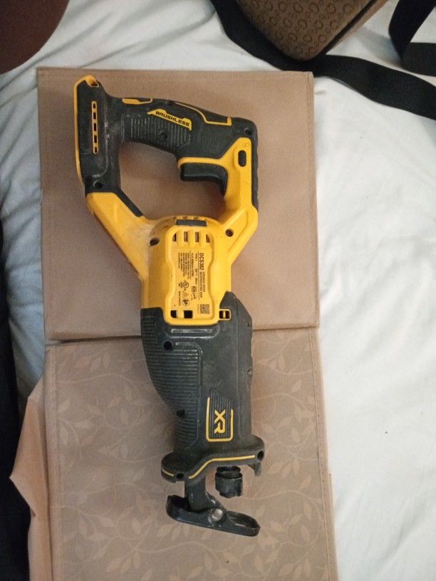 Variable Speed Reciprocating Saw