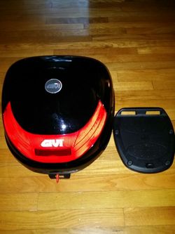 Givi 30LT Motorcycle / Scooter Luggage