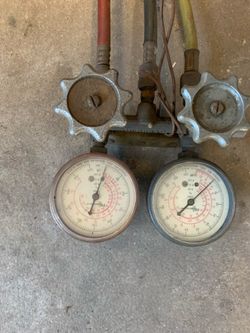 Valves for adding Freon