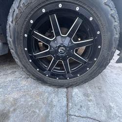 Fuel Wheels 20x9 275/55/R20