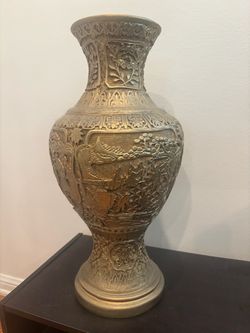 CARVED VASE - GOLD WOOD