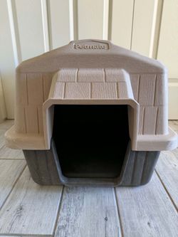 Dog house