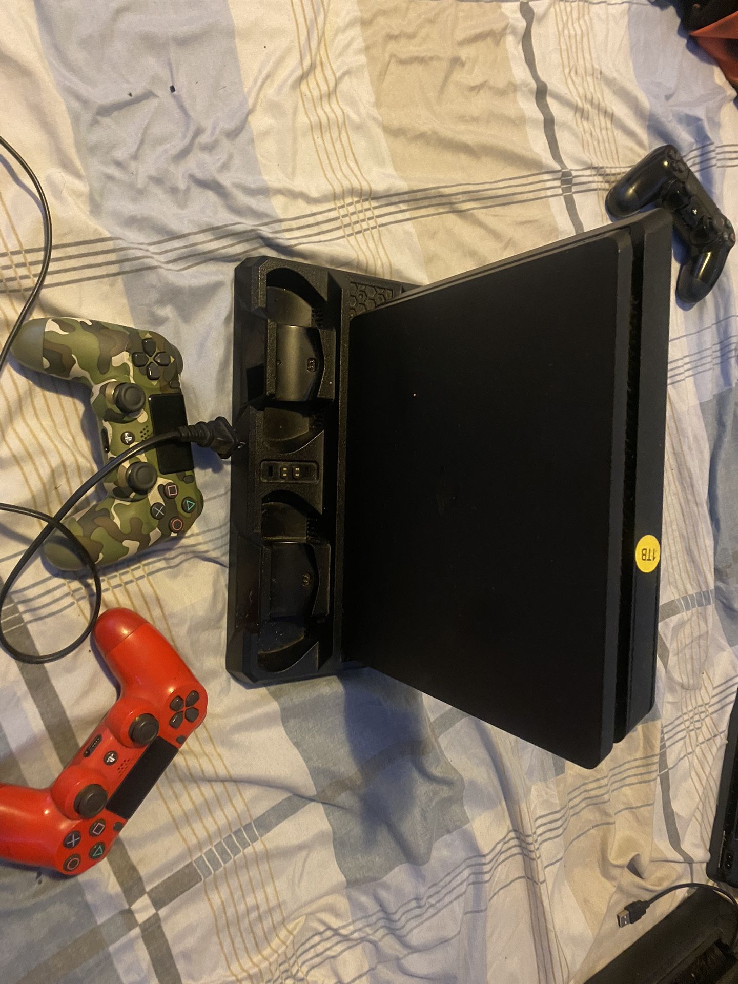 PS 4 1 Gig