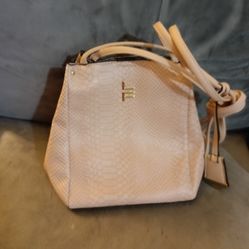 NEW -LONDON FOG PURSE CHAMPAGNE LIGHT SALMON PINKISH COLOR