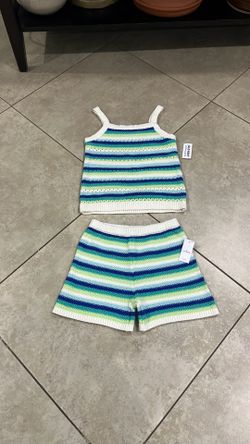 Old Navy Toddler Girl’s Crochet Blouse / Top and Shorts, Size 5t