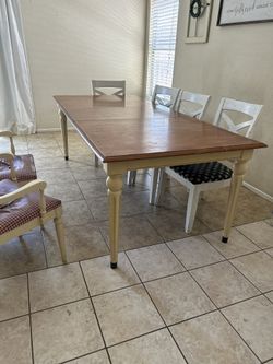 Ethan Allen Table