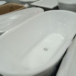 HUGE SALE! Bathtubs in Different Styles and All Sizes Available! Starting from $249 & UP