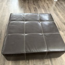 Gregory Brown Cocktail Ottoman - Excellent Condition