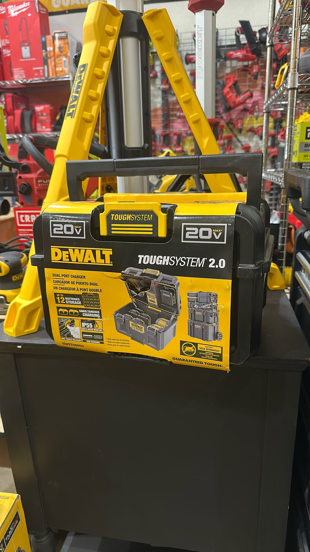 DEWALT TOUGHSYSTEM 2.0 Charger Box