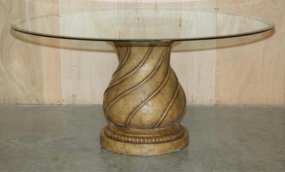 Large round table with 4 chairs