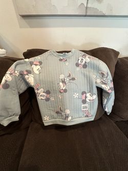Disney Outfit Size 6x (toddler)