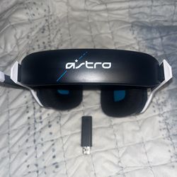 Astro A20 Gen 2 Wireless Headset For PS5/PS4