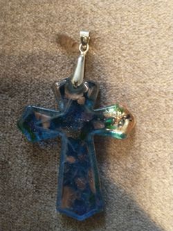 This is an unbranded Murano-style glass pendant