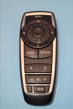 2009-2019 BMW REAR SEAT ENTERTAINMENT DVD REMOTE (contact info removed) *Powers On WORKS