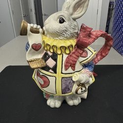 Fitz and Floyd Disney Alice In Wonderland White Rabbit Pitcher