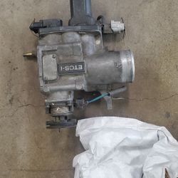 01-05 Lexus GS300 Throttle Body IS300 SC(contact info removed)0-46220