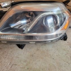 2013-2016 Mercedes Gl450 Headlights 