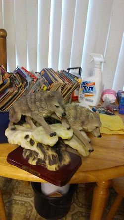Two. Jumping. Wolfs statue - negotiable