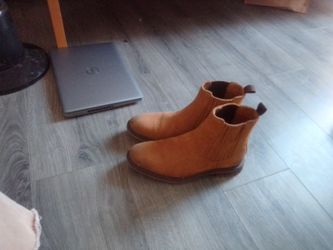 Dressing boots brown shoes