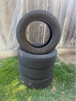 Set of 4 used tires 225/65/17 MICHELIN