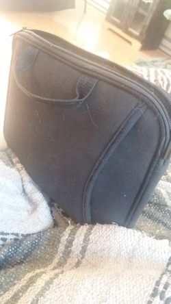 Protective carrying case for tablet