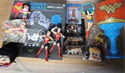 Wonder Woman Lot