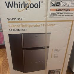 Whirlpool Refrigerator 