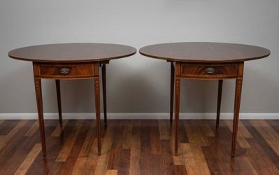 Pair of Vintage Mahogany Drop-Leaf Nightstands / Side Tables (Mid-Century)