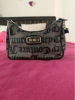 Bags. Bolsas 30 dólares cada una