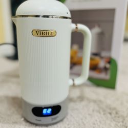 Vibili Mini Soy Milk Blender 350ml – White | Never Used | Portable Personal Bl