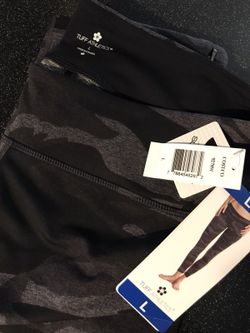 Costco Tuff athletics leggings size L for Sale in Patterson, CA - OfferUp