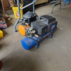 Small Air Compressor $25 @
